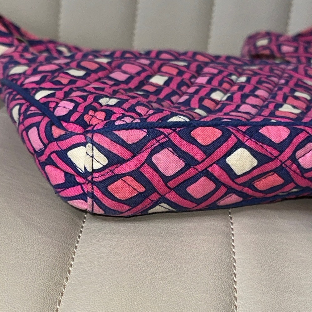 Vera Bradley Katalina Pink Diamonds Breast Cancer Bag Iconic Little Hipster EUC - Picture 8 of 12